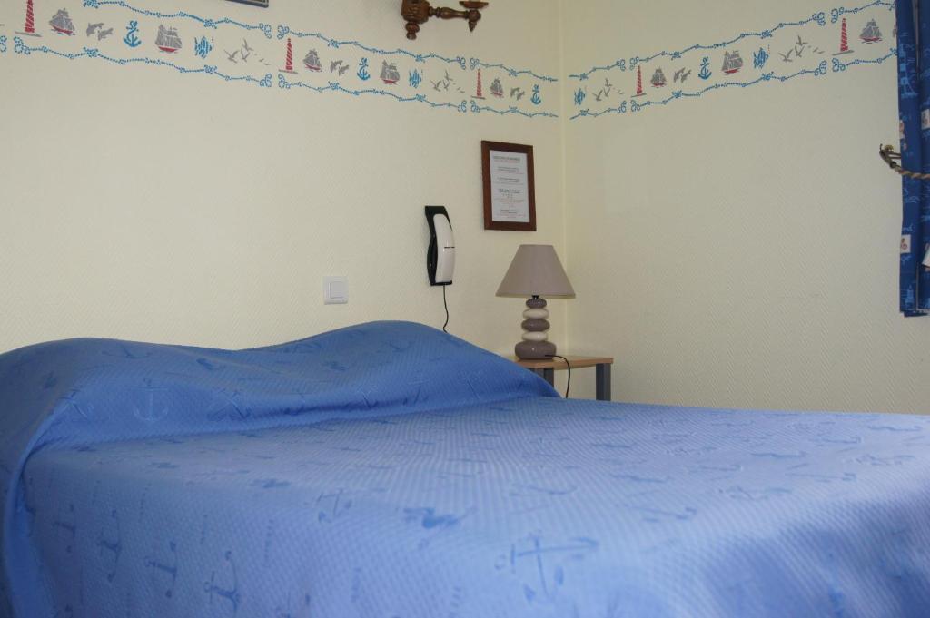 Hotel Aux Trois Jean Le Crotoy Habitación foto